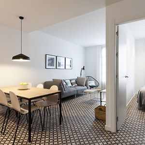 Appartement à 3 Chambres à Coucher