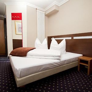 Chambre Triple de Base