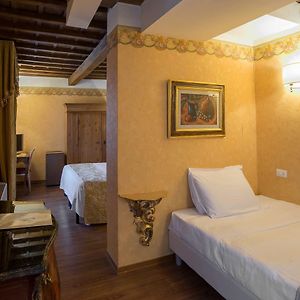 Chambre Classique Triple