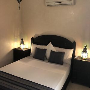 Appartement à 3 Chambres à Coucher