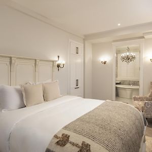 Chambre Lit Queen-Size Penthouse