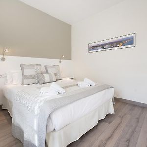 Appartement à 4 Chambres à Coucher