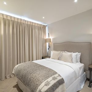 Chambre Lit Queen-Size Penthouse