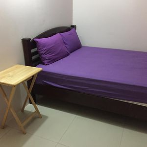 Chambre Budgétée Lit King-Size
