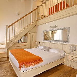 Chambre Exécutive Lit King-Size