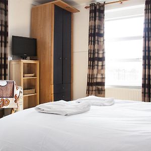 Suite à 1 Chambre à Coucher Lit King-Size