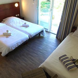 Chambre Triple avec Accès aux Personnes Handicapées