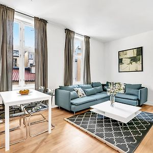Appartement à 2 Chambres à Coucher