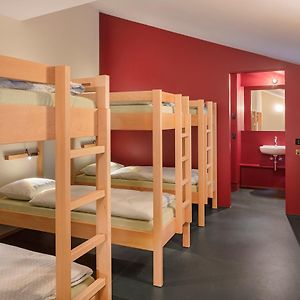 Chambre Juste Pour Femmes Dortoir