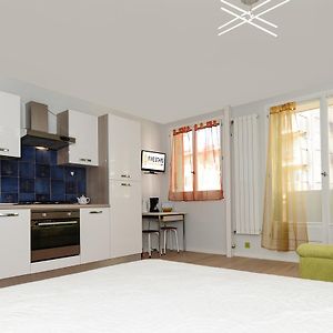 Blue Lagon Five Stars Holiday House