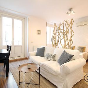 Huertas Apartment - Estancias Temporales