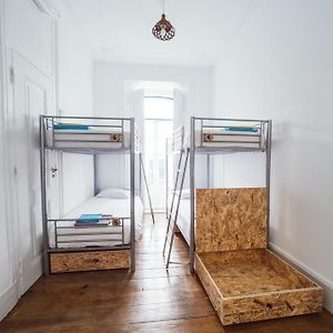 Chambre Juste Pour Hommes Dortoir