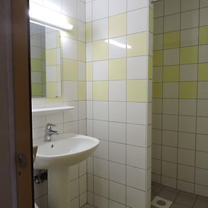Chambre Juste Pour Hommes Dortoir