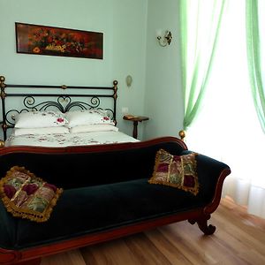 Deluxe  Private Bathroom Double Room