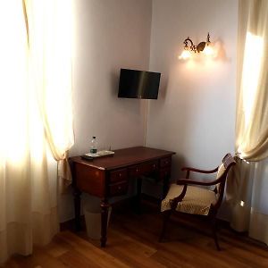 Deluxe  Private Bathroom Double Room