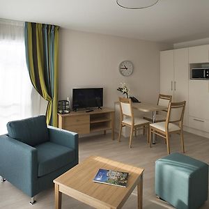 Appartement à 2 Chambres à Coucher