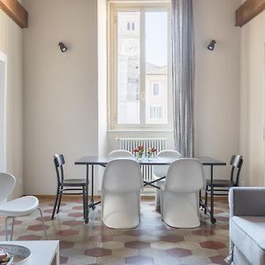 Appartement à 3 Chambres à Coucher