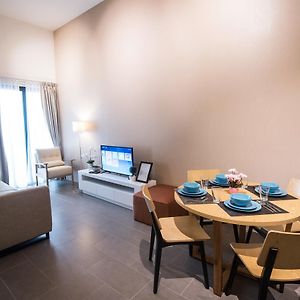 Appartement de Luxe à 2 Chambres à Coucher