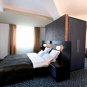 Chambre Exécutive Lit King-Size