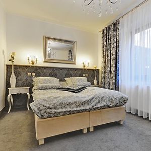Chambre Supérieure Lit King-Size