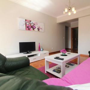 Appartement à 3 Chambres à Coucher