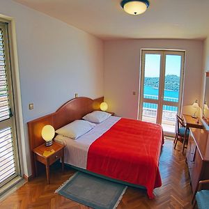 Appartement Confort à 2 Chambres à Coucher