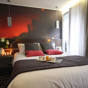 Chambre Adjacente