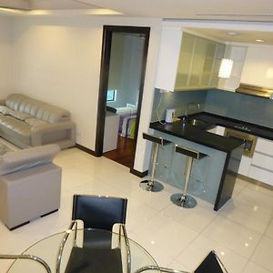 Appartement à 3 Chambres à Coucher