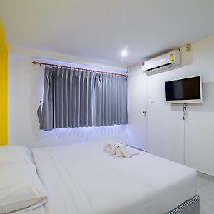Blue Moon Hotel