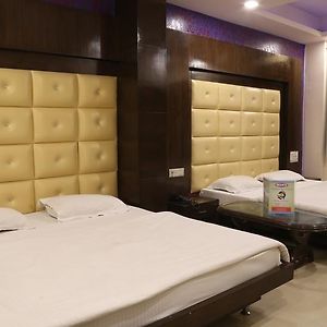 Chambre Budgétée Lit King-Size