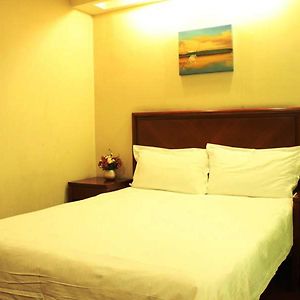 Deluxe  Queen Suite Mainland Chinese Citizens