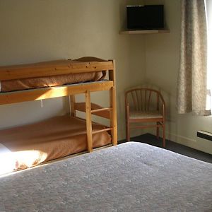 Chambre Standarde Quadruple