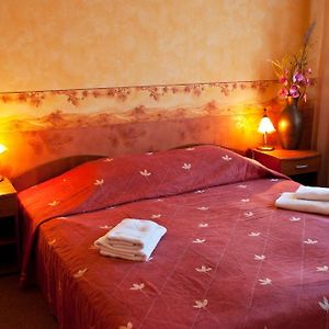 Chambre Standarde Lit King-Size