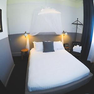 Chambre Lit Queen-Size