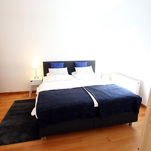 Studio Annexée Lit Queen-Size