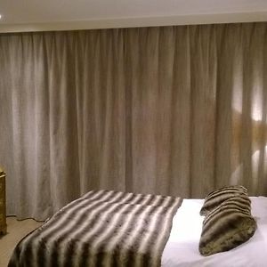 Chambre Lit Queen-Size