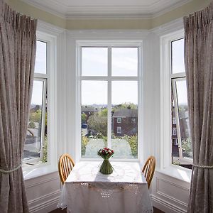 Glencourt Apartments