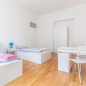Appartement à 3 Chambres à Coucher