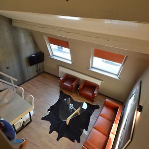 Appartement à 2 Chambres à Coucher