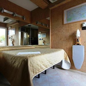 Studio Penthouse
