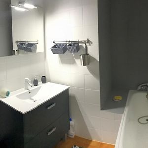 Appartement à 3 Chambres à Coucher