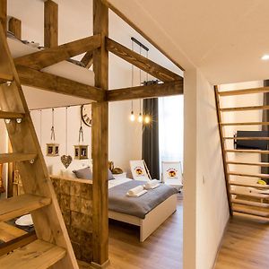 Cracow Best Location Apartment By Cozyplace
