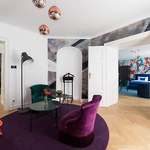 Appartement à 2 Chambres à Coucher