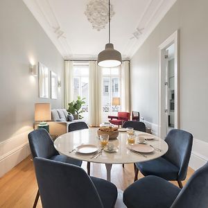 Lovelystay - Flower Stylish Apartment