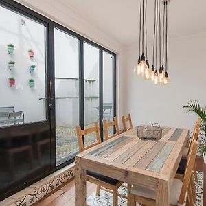 Lovelystay - Bica Patio Duplex