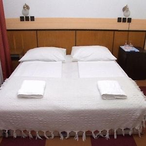 Chambre Lit Queen-Size