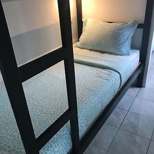 Chambre Juste Pour Femmes Dortoir
