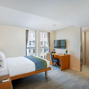Chambre Juste Pour Femmes Premier Double