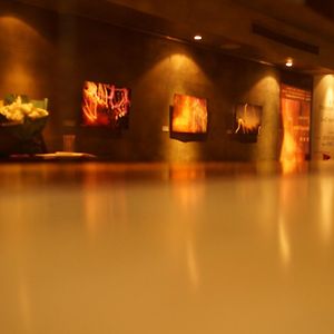 Shanghai 8 Art Hotel
