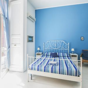 Camera Con Vista Apartments